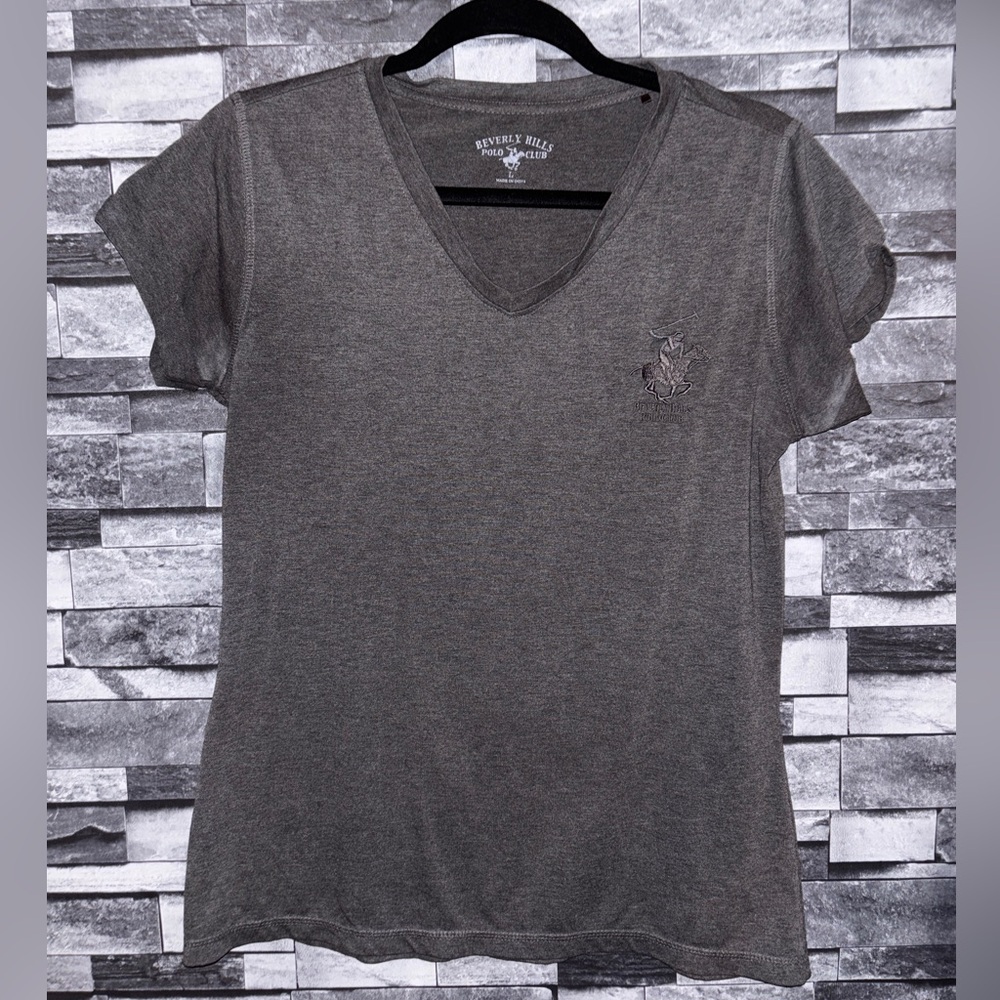 Beverly Hills Polo Club Gray V-Neck Women's Tee